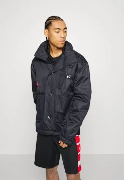 Nike Performance Herren KYRIE IRVING PROTECT JACKET - Trainingsjacke - Black/chile Red