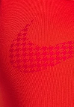 Nike Performance Damen BRA PLUS - Sport-BH Mit Mittlerer Stützkraft - Chile Red/university Red -Angebote Nike Store 9ec96346754b428784183206790c178c