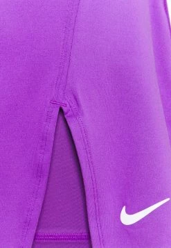 Nike Performance Damen PLUS - Sportrock - Wild Berry/white -Angebote Nike Store 9fa643814dc0420ebf76332298e868ad