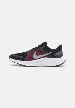 Nike Performance QUEST 4 - Laufschuh Neutral - Black/white/hyper Pink/dark Smoke Grey | Damen