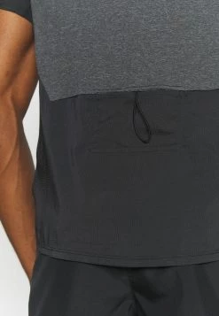 Nike Performance Herren TECHKNIT ULTRA - T-Shirt Print - Black/smoke Grey 13 Nike Performance Herren TECHKNIT ULTRA - T-Shirt Print - Black/smoke Grey -Angebote Nike Store a15bd37cf1914154bda024dabe74ca5a