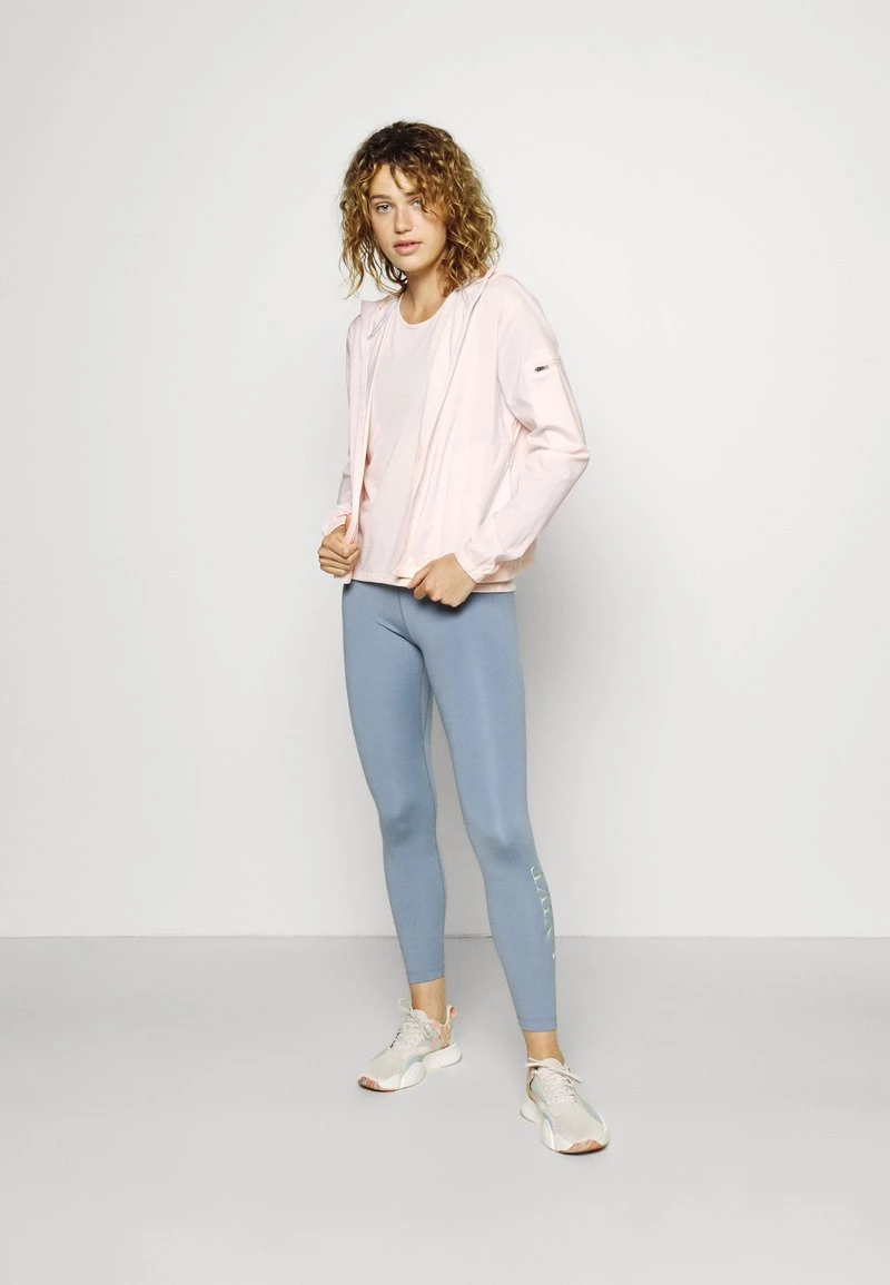 Nike Performance Damen Laufjacke - Pale Coral/silver 2 Nike Performance Damen Laufjacke - Pale Coral/silver – Bild 2