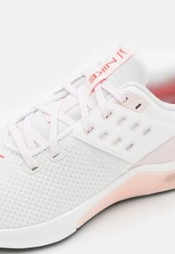 Nike Performance AIR MAX BELLA TR 4 - Trainingsschuh - Summit White/magic Ember/black/light Soft Pink/pale Coral | Damen -Angebote Nike Store a3509d2a11aa44a998e5e1cc0b1aea00