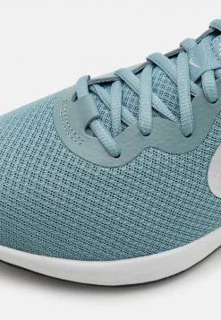 Nike Performance Herren REVOLUTION 6 - Laufschuh Neutral - Aviator Grey/metallic Silver/light Smoke Grey/black/photon Dust -Angebote Nike Store a40faabf801b4b748dcfb75c6cbe901b
