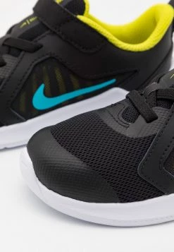 Nike Performance DOWNSHIFTER 10 UNISEX - Laufschuh Neutral - Black/chlorine Blue/high Voltage/dark Smoke Grey/white -Angebote Nike Store a47381cce620470db5acd85d1bc9a8fc