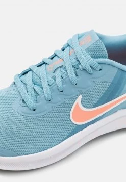 Nike Performance NIKE STAR RUNNER 3 SDWLK GG UNISEX - Laufschuh Neutral - Worn Blue/crimson Bliss/white -Angebote Nike Store a74f1bfe71da44338b59bfabb93aead1