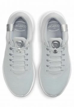 Nike Performance Damen FÖR HÅRT UNDERLAG RENEW SERENITY RUN FÖR - Sneaker Low - Pure Platinum Wolf Grey Metallic Silver White -Angebote Nike Store af7107a8850b467fa7c89e9e0080d9f3