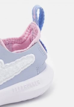 Nike Performance FLEX RUNNER DREAM UNISEX - Laufschuh Neutral - Ghost/white/aluminum/pink Foam -Angebote Nike Store b1345fb8df934f0c9222233512e780e9