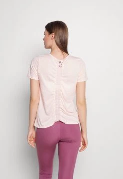 Nike Performance RUN - T-Shirt Basic - Pale Coral/black/silver | Damen -Angebote Nike Store b16bbbd035644772bc8ff071fd6c3bfe