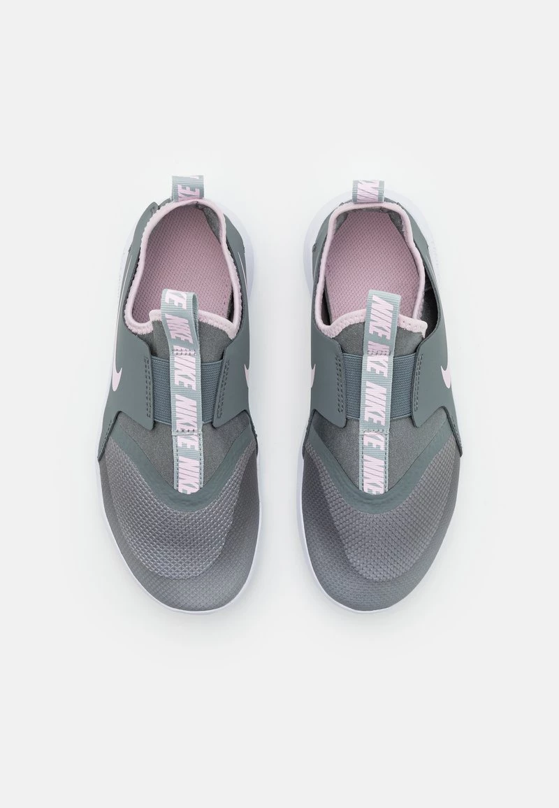 Nike Performance FLEX RUNNER UNISEX - Laufschuh Neutral - Light Smoke Grey/pink Foam/smoke Grey/white 4 Nike Performance FLEX RUNNER UNISEX - Laufschuh Neutral - Light Smoke Grey/pink Foam/smoke Grey/white – Bild 4