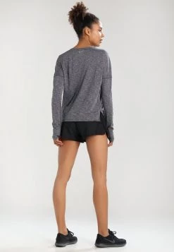 Nike Performance Damen SHORT - Kurze Sporthose - Black/black/black/wolf Grey 7 Nike Performance Damen SHORT - Kurze Sporthose - Black/black/black/wolf Grey -Angebote Nike Store b172e1d4af6642dfbe3382d590c33c66