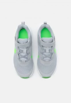 Nike Performance REVOLUTION 6 NN UNISEX - Laufschuh Neutral - Light Smoke Grey/green Strike/dark Smoke Grey/chrome 9 Nike Performance REVOLUTION 6 NN UNISEX - Laufschuh Neutral - Light Smoke Grey/green Strike/dark Smoke Grey/chrome -Angebote Nike Store b2dd7b79b49e48b9b34b9385d11090f3