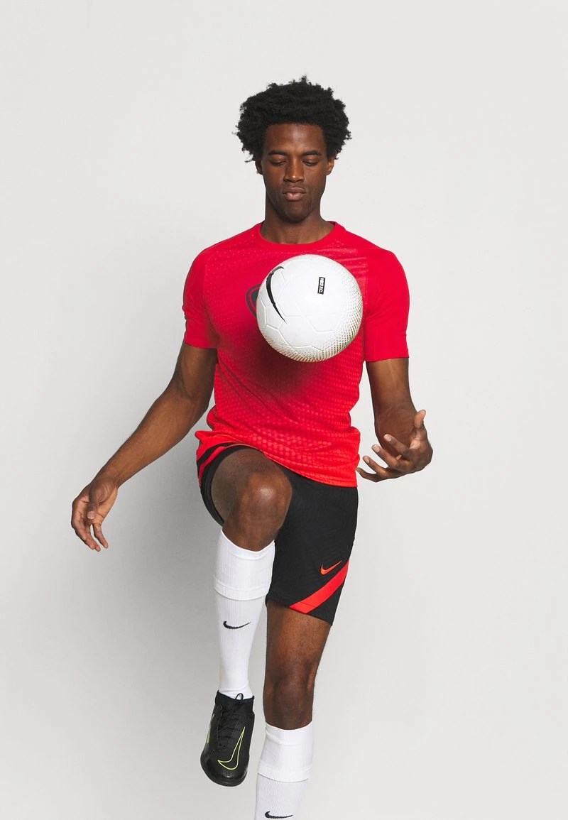 Nike Performance Herren ACADEMY - T-Shirt Print - Gym Red/chile Red/chile Red 4 Nike Performance Herren ACADEMY - T-Shirt Print - Gym Red/chile Red/chile Red – Bild 4