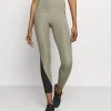 Nike Performance Damen AIR EPIC FAST - Tights - Light Army/black