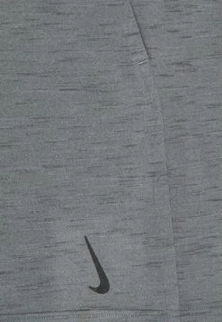 Nike Performance Herren SHORT - Kurze Sporthose - Smoke Grey/iron Grey/black -Angebote Nike Store b5382eebdf28446c8f63162d00b96048