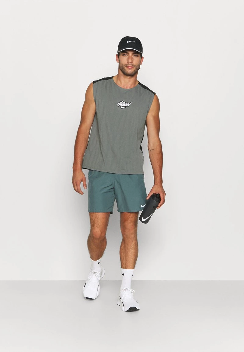 Nike Performance Herren RISE - Top - Smoke Grey/black 2 Nike Performance Herren RISE - Top - Smoke Grey/black – Bild 2