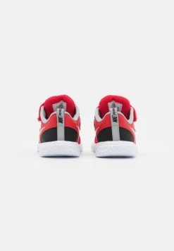 Nike Performance REVOLUTION 5 UNISEX - Laufschuh Neutral - Universe Red/light Smoke Grey/black/white -Angebote Nike Store b6e36a43169347a89dc57578e5e5fb31