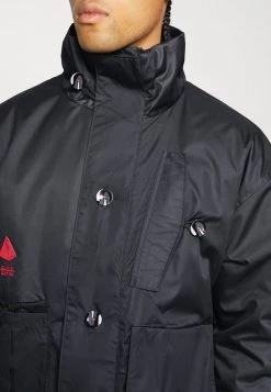 Nike Performance Herren KYRIE IRVING PROTECT JACKET - Trainingsjacke - Black/chile Red 13 Nike Performance Herren KYRIE IRVING PROTECT JACKET - Trainingsjacke - Black/chile Red -Angebote Nike Store bb602099a3fa47c3836bcae128232f1c