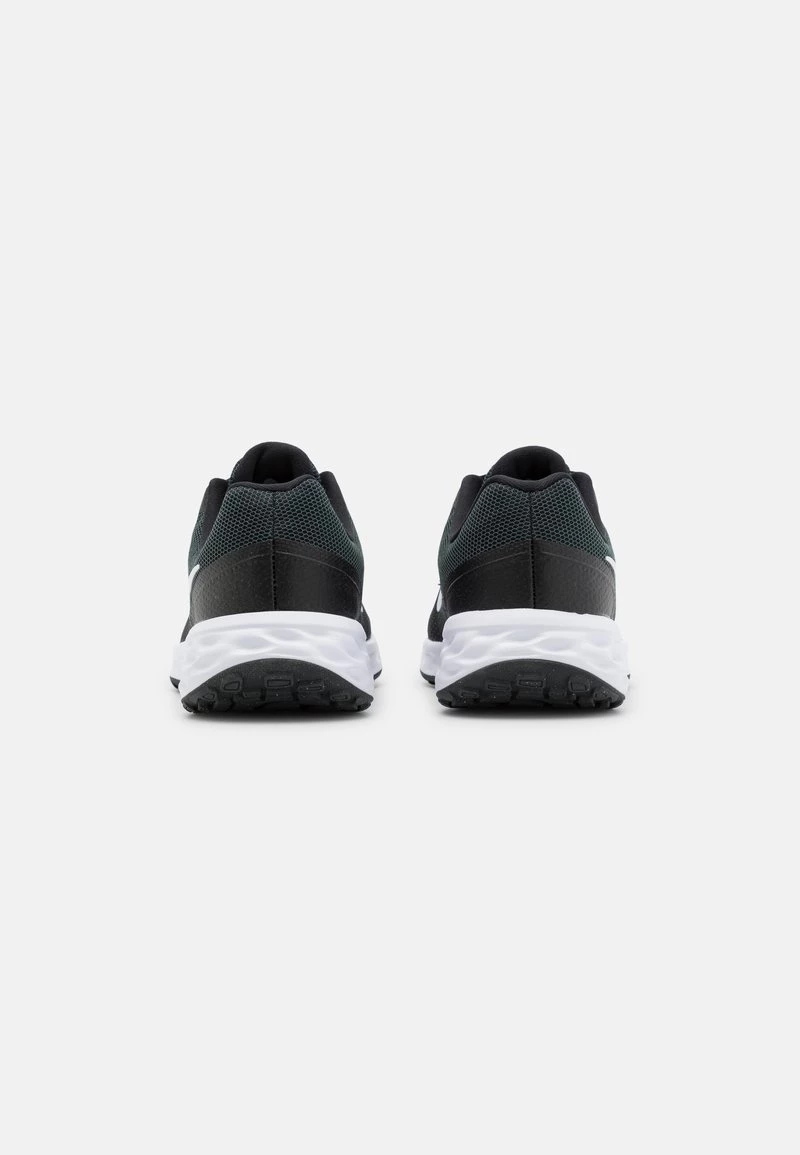 Nike Performance REVOLUTION 6 UNISEX - Laufschuh Neutral - Black/white/dark Smoke Grey 3 Nike Performance REVOLUTION 6 UNISEX - Laufschuh Neutral - Black/white/dark Smoke Grey – Bild 3