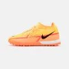 Nike Performance PHANTOM GT2 ACADEMY DYNAMIC FIT TF - Fußballschuh Multinocken - Laser Orange/black/total Orange | Unisex