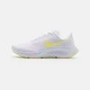 Nike Performance AIR ZOOM PEGASUS 37 - Laufschuh Neutral - White/light Zitron/bright Mango | Damen