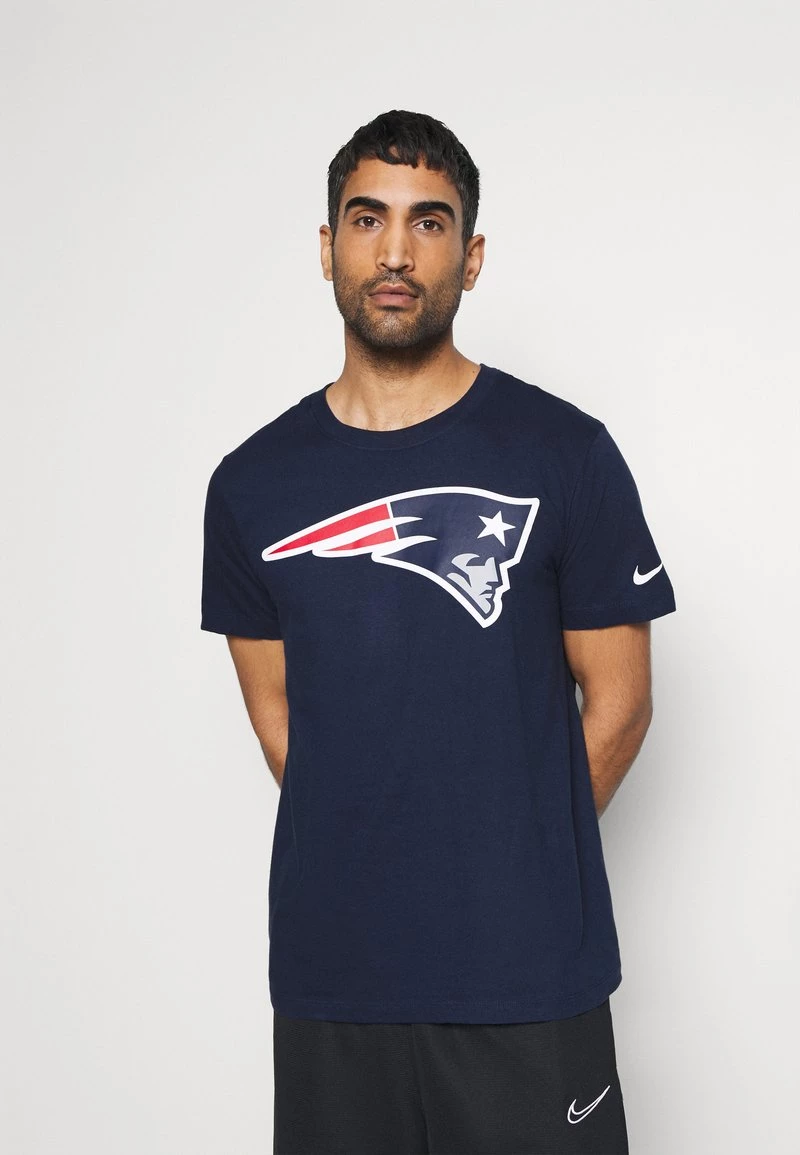 Nike Performance NFL NEW ENGLAND PATRIOTS LOGO ESSENTIAL - T-Shirt Print - College Navy | Herren 4 Nike Performance NFL NEW ENGLAND PATRIOTS LOGO ESSENTIAL - T-Shirt Print - College Navy | Herren – Bild 4