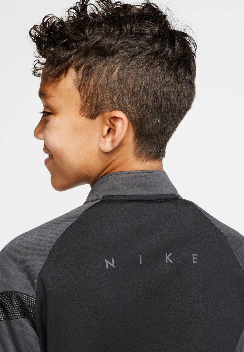 Nike Performance Kinder Langarmshirt - Schwarz/grau (718) 5 Nike Performance Kinder Langarmshirt - Schwarz/grau (718) – Bild 5