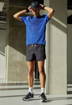 Nike Performance Herren RUN RISE 365 - Sport T-shirt - Medium Blue/reflective Silver