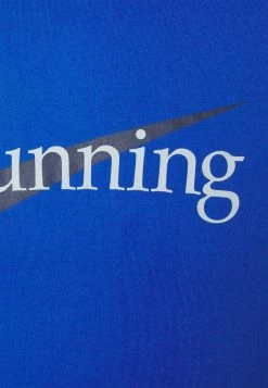 Nike Performance Herren T-Shirt Print - Game Royal/black 5 Nike Performance Herren T-Shirt Print - Game Royal/black -Angebote Nike Store c09cfbdadc2743f8899bde5cc51d66d2