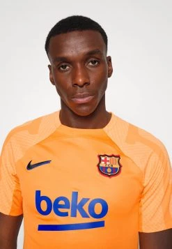 Nike Performance Herren FC BARCELONA STRIKE - Vereinsmannschaften - Vivid Orange/university Red/black -Angebote Nike Store c14dcfa2c1424536b36e271fedc9e3d0