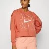 Nike Performance Damen GET FIT - Sweatshirt - Madder Root/white