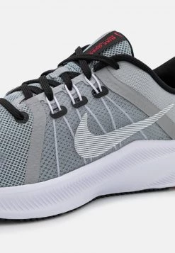 Nike Performance Herren QUEST 4 - Laufschuh Neutral - Light Smoke Grey/black/siren Red/white -Angebote Nike Store c2d974c4749f461f91015824e3a16d7c