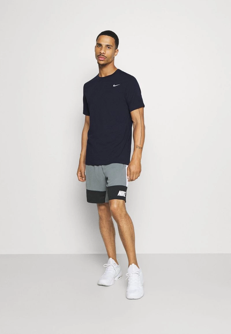 Nike Performance Herren TEE CREW SOLID - Sport T-shirt - Obsidian/matte Silver 2 Nike Performance Herren TEE CREW SOLID - Sport T-shirt - Obsidian/matte Silver – Bild 2