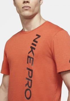 Nike Performance Herren BURNOUT - T-Shirt Print - Mantra Orange/mystic Dates -Angebote Nike Store c754057d6ade4b95b7a1814e88b591b5