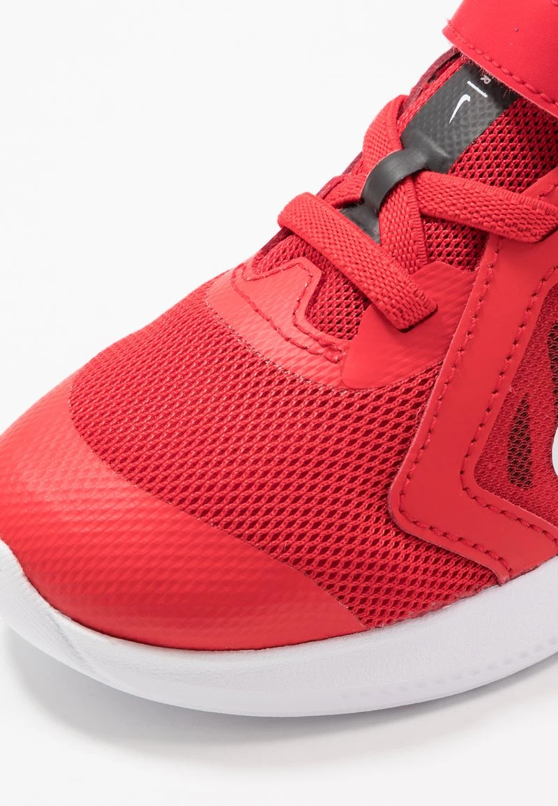 Nike Performance DOWNSHIFTER 10 UNISEX - Laufschuh Neutral - Universe Red/white/black 3 Nike Performance DOWNSHIFTER 10 UNISEX - Laufschuh Neutral - Universe Red/white/black – Bild 3