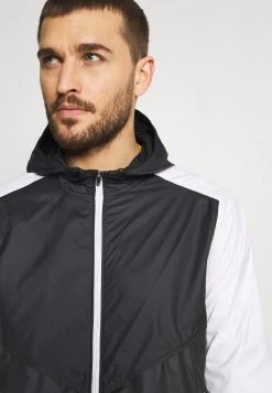 Nike Performance TRAIL WINDRUNNER - Laufjacke - Black/smoke Grey/white | Herren -Angebote Nike Store c8f7f3f557124173970a8f155b243c35
