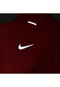 Nike Performance Herren T-Shirt Print - University Red / Reflective Silver 5 Nike Performance Herren T-Shirt Print - University Red / Reflective Silver -Angebote Nike Store c9c46fa72c504f46a9c20d734d4c544c