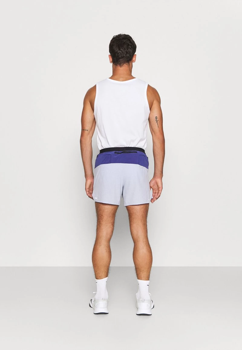 Nike Performance Herren TRAIL - Kurze Sporthose - Ghost/purple Dust/university Gold 3 Nike Performance Herren TRAIL - Kurze Sporthose - Ghost/purple Dust/university Gold – Bild 3