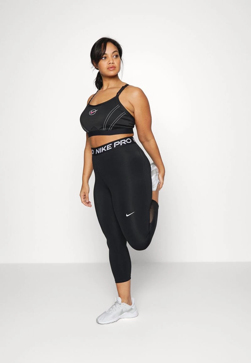 Nike Performance INDY BRA PLUS - Sport-BH Mit Leichter Stützkraft - Black/white/active Pink | Damen 2 Nike Performance INDY BRA PLUS - Sport-BH Mit Leichter Stützkraft - Black/white/active Pink | Damen – Bild 2