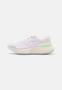Nike Performance Damen ZOOMX INVINCIBLE RUN FK - Laufschuh Wettkampf - Light Violet/white/infinite Lilac/citron Pulse/green Glow/grey Fog