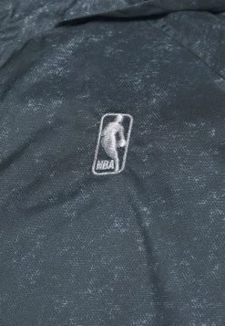 Nike Performance Herren NBA TEAM 31 WASH PACK JACKET - Trainingsjacke - Black/fireberry -Angebote Nike Store ccbd768b859a4482be80eef350fb5256