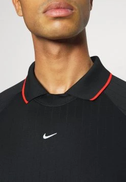 Nike Performance Herren FC TRIBUNA - Sport T-shirt - Black/habanero Red/white 12 Nike Performance Herren FC TRIBUNA - Sport T-shirt - Black/habanero Red/white -Angebote Nike Store d0ac960e19e640b3a8e75ecd337cd77e