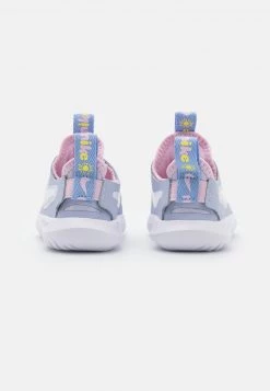 Nike Performance FLEX RUNNER DREAM UNISEX - Laufschuh Neutral - Ghost/white/aluminum/pink Foam -Angebote Nike Store d11554bbaa024c769be5a7bd920855ef