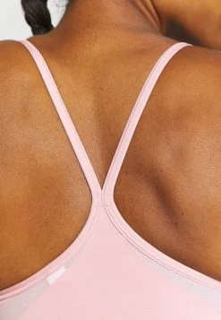 Nike Performance Damen INDY V NECK BRA - Sport-BH Mit Leichter Stützkraft - Pink Glaze/pure/pink Glaze/white -Angebote Nike Store d1e6da642fda4a93945c39f26b718265