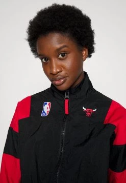 Nike Performance Damen NBA CHICAGO BULLS LIGHTWEIGTH COURSTSIDE JACKET - Trainingsjacke - Black/university Red 9 Nike Performance Damen NBA CHICAGO BULLS LIGHTWEIGTH COURSTSIDE JACKET - Trainingsjacke - Black/university Red -Angebote Nike Store d37537c2524a4d9ab3e7a6ba902c9b8a