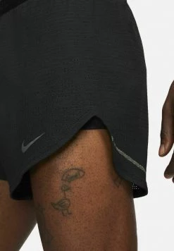 Nike Performance DRI-FIT RUN DIVISION PINNACLE - Kurze Sporthose - Black/black | Herren 11 Nike Performance DRI-FIT RUN DIVISION PINNACLE - Kurze Sporthose - Black/black | Herren -Angebote Nike Store d37f85dc15334de3b7a70f60c1fb6a09