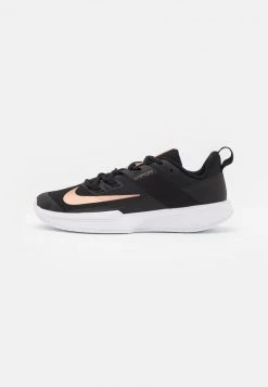 Nike Performance Damen COURT VAPOR LITE - Multicourt Tennisschuh - Black/metallic Red Bronze/white