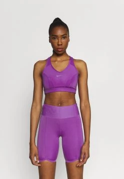 Nike Performance Damen BRA - Sport-BH Mit Mittlerer Stützkraft - Wild Berry/purple Stardust