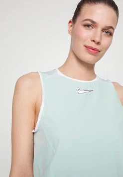 Nike Performance Damen FC - Sport T-shirt - Light Dew/white -Angebote Nike Store db880d87b36448cfaeda4582d34c28e5