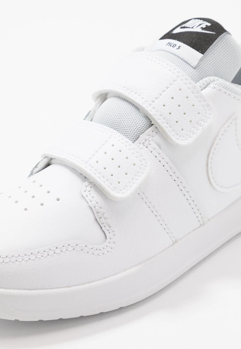 Nike Performance PICO 5 UNISEX - Trainingsschuh - White/pure Platinum 3 Nike Performance PICO 5 UNISEX - Trainingsschuh - White/pure Platinum – Bild 3